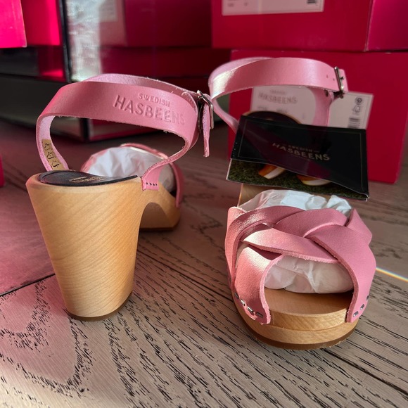 Kringlan SWEDISH HASBEENS in Bubble Gum Pink - Picture 12 of 16